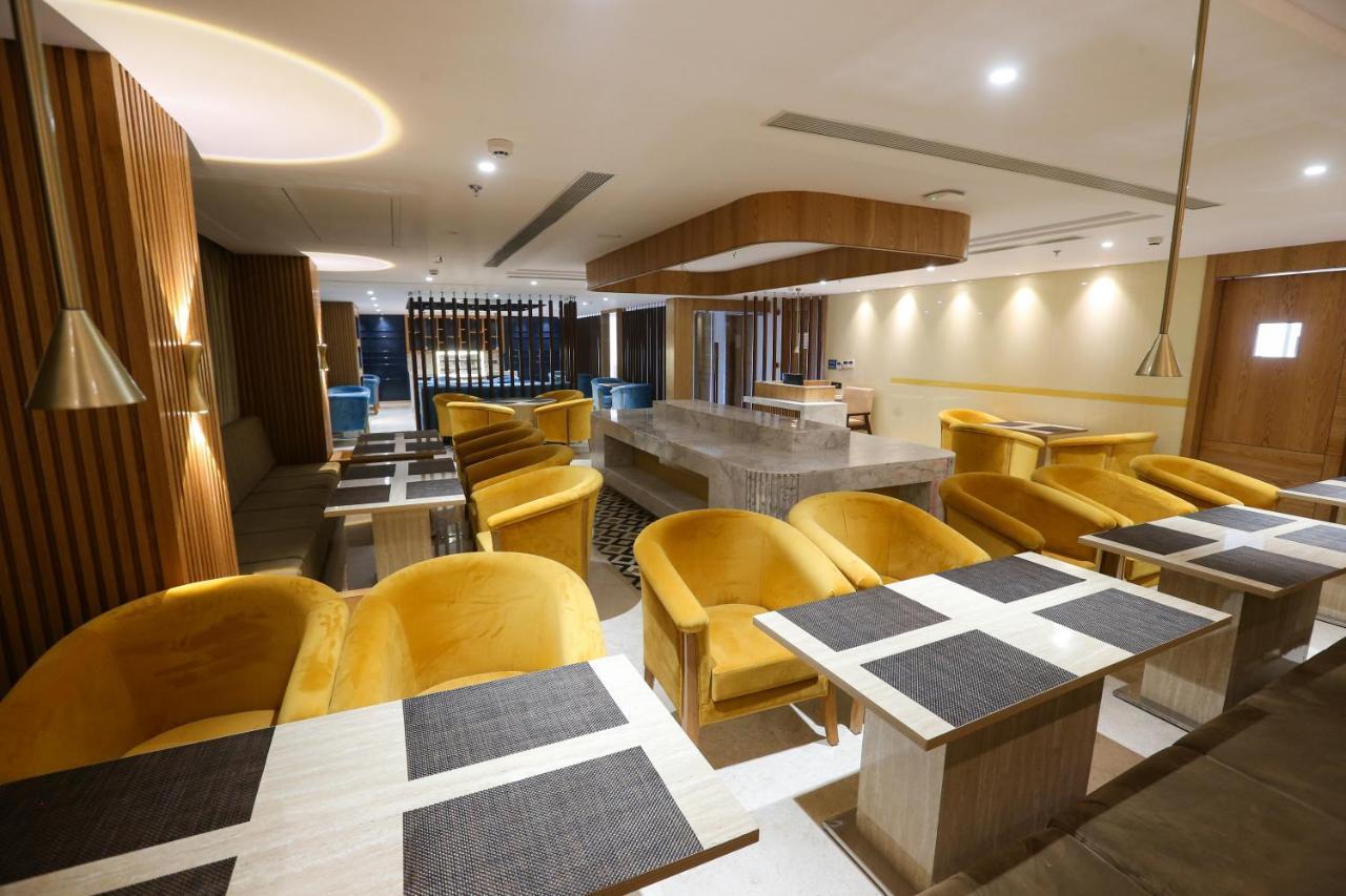 The Jagat Hotel And Spa Udaipur Dış mekan fotoğraf