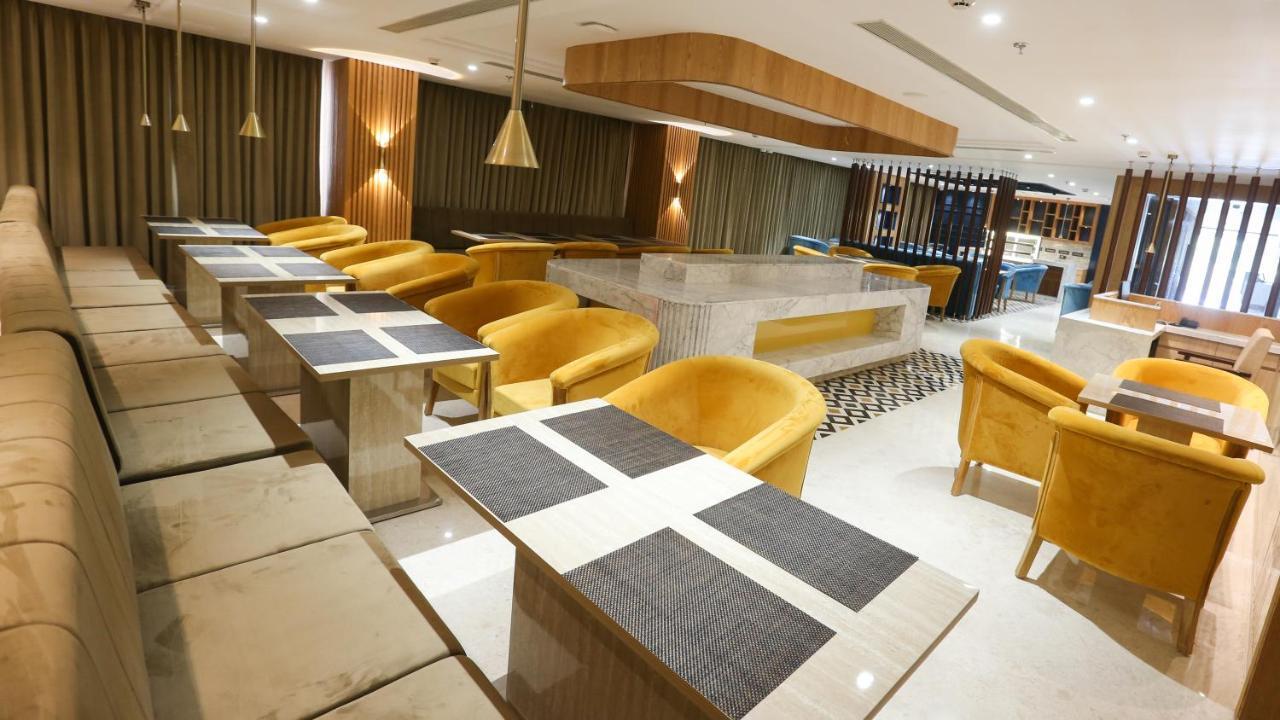 The Jagat Hotel And Spa Udaipur Dış mekan fotoğraf