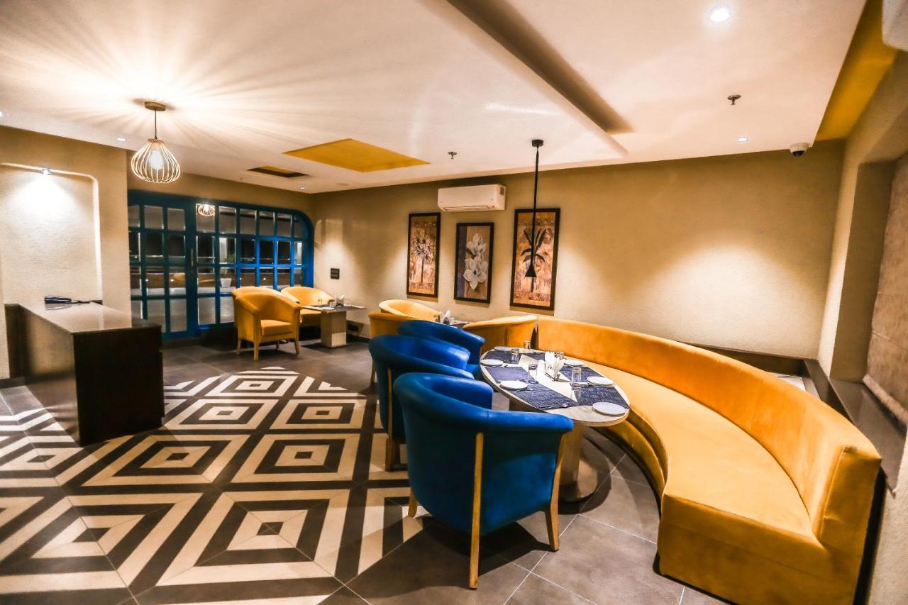 The Jagat Hotel And Spa Udaipur Dış mekan fotoğraf