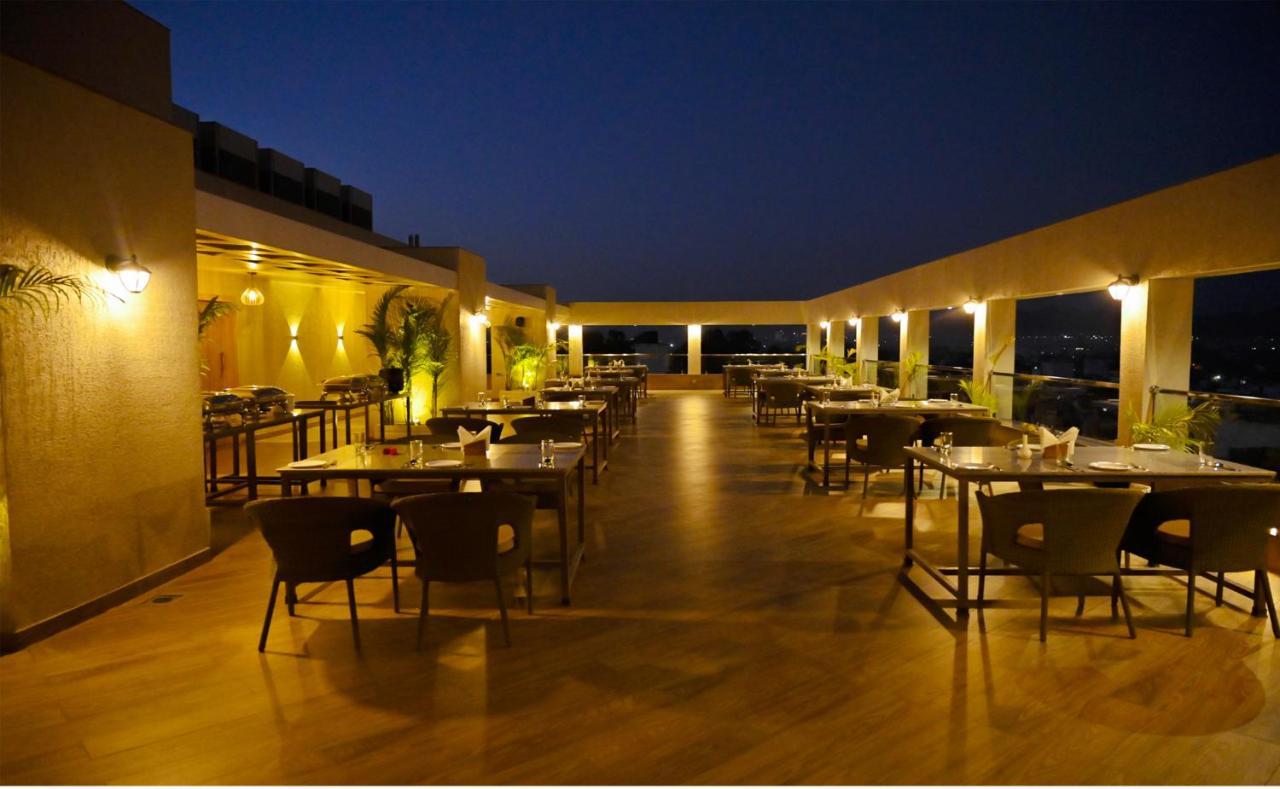 The Jagat Hotel And Spa Udaipur Dış mekan fotoğraf