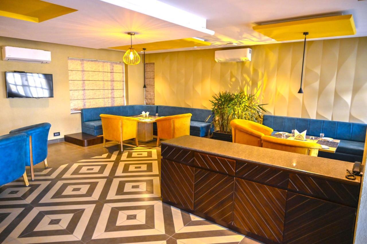 The Jagat Hotel And Spa Udaipur Dış mekan fotoğraf