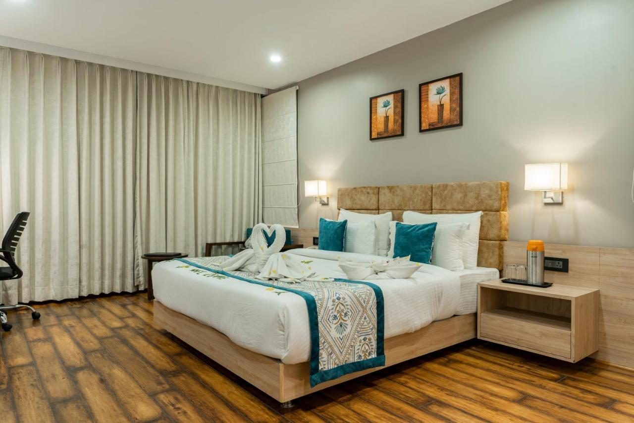 The Jagat Hotel And Spa Udaipur Dış mekan fotoğraf